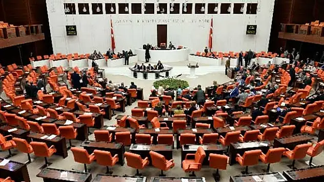Meclis olağanüstü toplandı