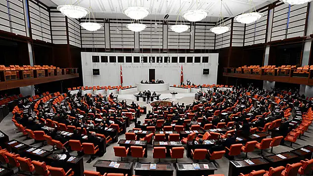 Meclis oturma düzeni nasıl olacak?