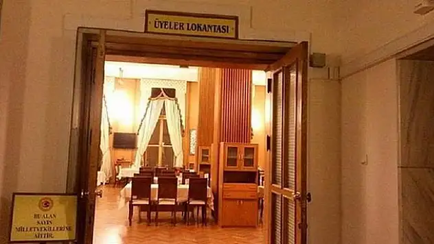 Meclis restoranına yüzde yüz zam… Bakın 1 tas çorbanın fiyatı ne oldu?