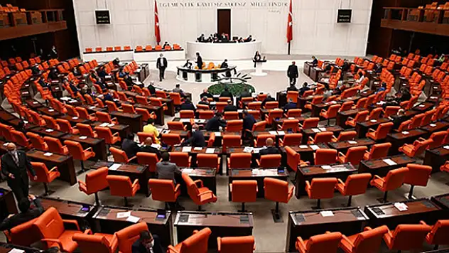 Meclis'te kabul edildi! Hepsi iptal, 5 yıl...