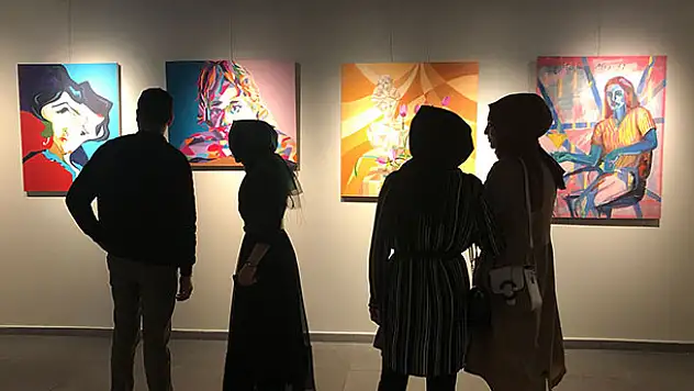 MEDAŞ Sanat Galerisinde öğrencilerden karma resim sergisi