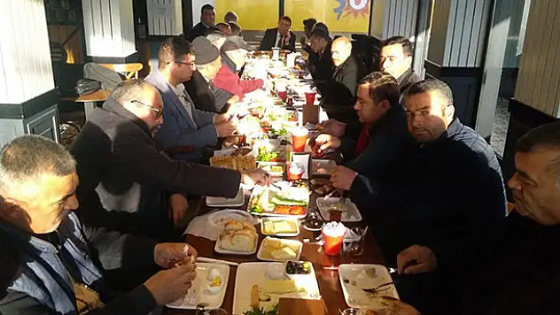 MEDAŞ, Yunak'ta muhtarlarla bir araya geldi