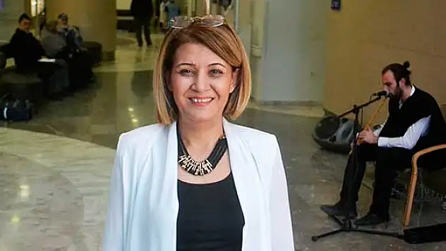 Medicana'da Hasta ve Yakınları için ney dinletisi