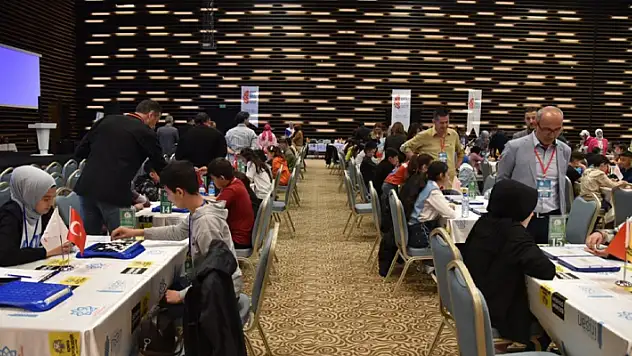 MEGA öğrencileri Konya geneli yarışmalara damga vurdu