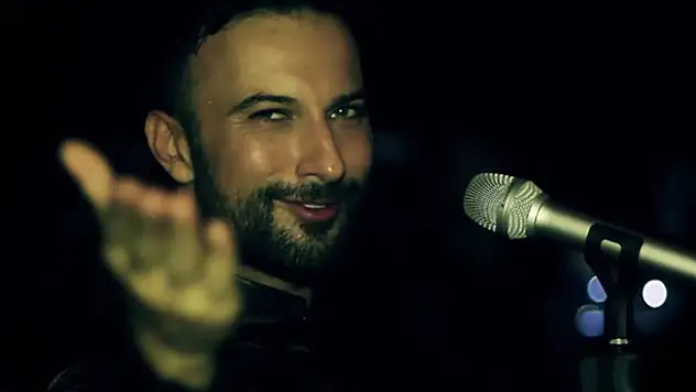 Megastar Tarkan, Jennifer Lopez'in Tahtını Salladı
