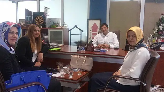 Mehir Vakfı 281 çifti evlendirdi