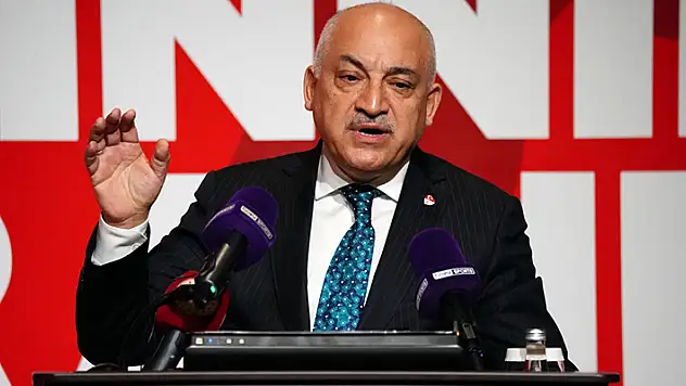 Mehmet Büyükekşi: 'Türk futbolunu bugünkünden de daha iyi noktalara taşıyacağız'
