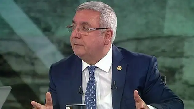 Mehmet Metiner fena çuvalladı, özür diledi