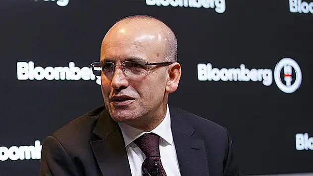 Mehmet Şimşek: Ülkemle gurur duyuyorum