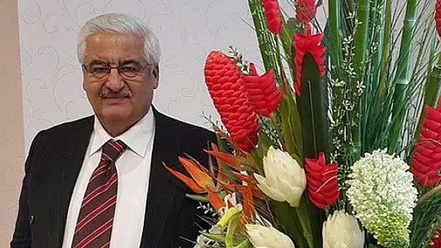 Mehmet Sözer vefat etti