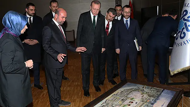 Mekke-i Mükerreme Panoraması Erdoğan'a takdim edildi