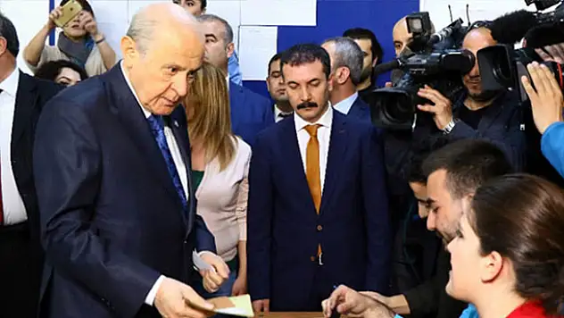Memleketinden Bahçeli'ye tam destek!