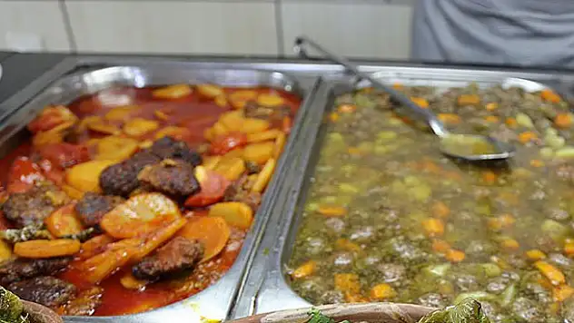 Memur ve sözleşmelilerin yemek ücretleri belirlendi