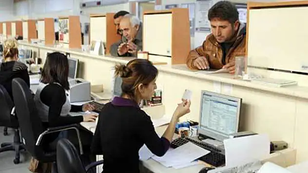 Memurlar SSK'lı eşine kavuşacak!