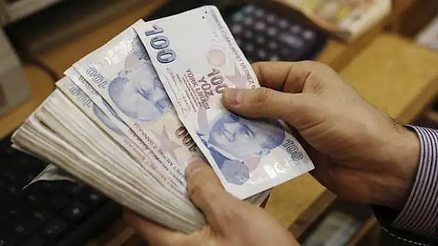 Memurun maaş ve ikramiyesinde artış olacak