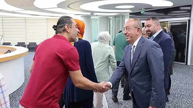 Meram ailesi bayramlaştı