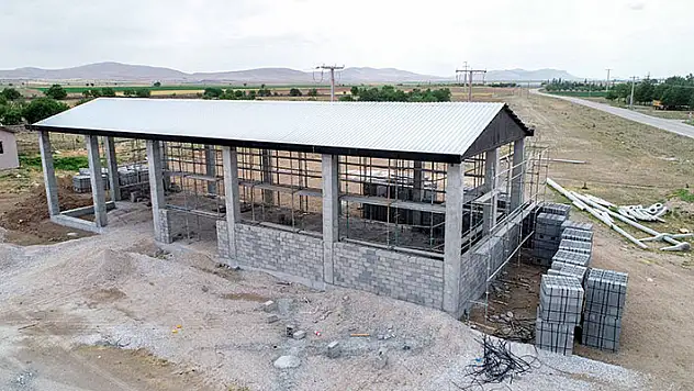 Meram Belediyesi Hatunsaray'a tohum eleme tesisi yapıyor