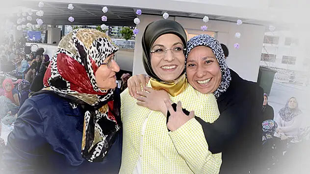 Meram Belediyesi Kadına Şiddete Dikkat Çekti