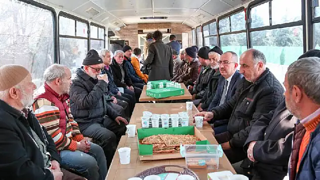 Meram Belediyesi Mobil Taziye Aracı vatandaşların zor günlerinde hizmet veriyor
