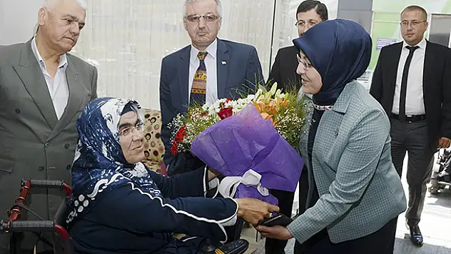 Meram Belediyesi'nden engellilere akülü araç