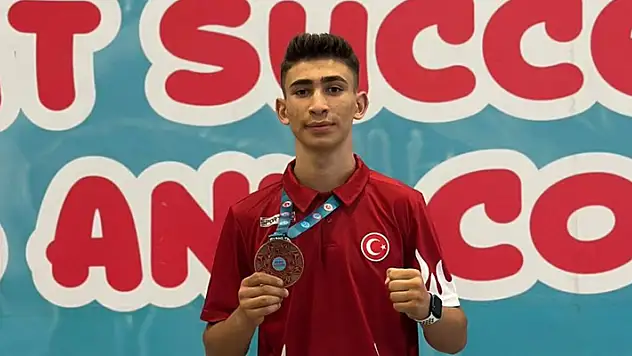 Meram Belediyesporlu Emircan Avrupa üçüncüsü!