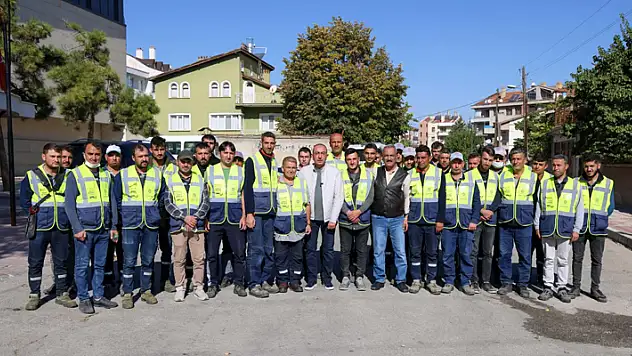 Meram çevre timi, sonbahar temizliği için sahada
