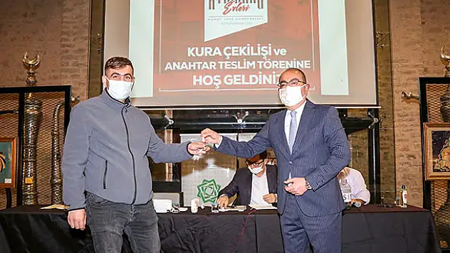 Meram'da Aymanas Evleri'nde anahtar teslim edilmeye başlandı