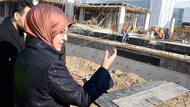 Meram'da dev kompleks yükseliyor