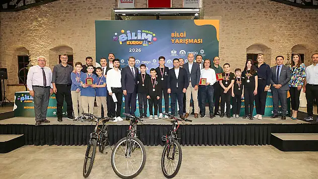 Meram'da geleceğin bilim insanları kıyasıya mücadele etti