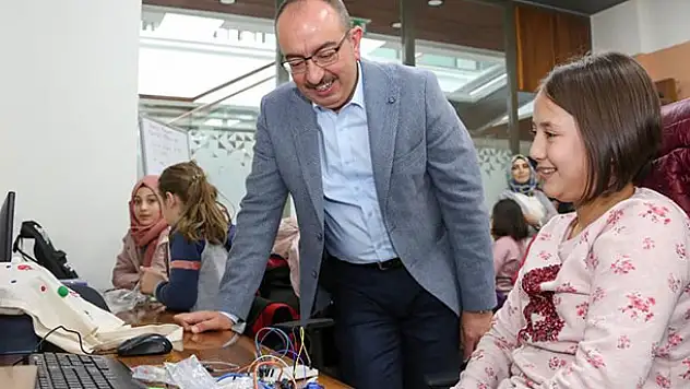 Meram'da gençlik merkezi yarıyıl programı sona erdi