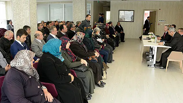 Meram'da halk toplantıları sürüyor