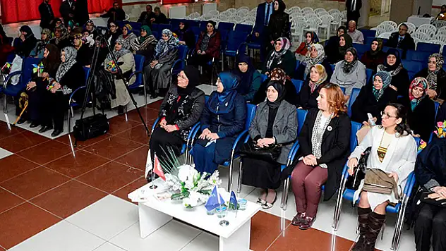 Meram'da 'Kadın Sağlığı' konulu farkındalık eğitimi düzenlendi