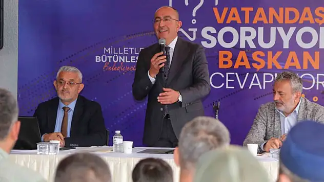 Meram'da mikrofon vatandaşa verildi