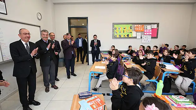 Meram'da öğrencileri 'MEGA' bir eğitim yılı bekliyor
