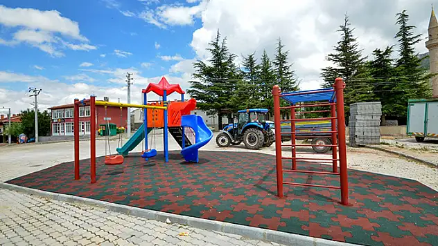 Meram'ın merkeze uzak mahallelerindeki 41 park yenilendi