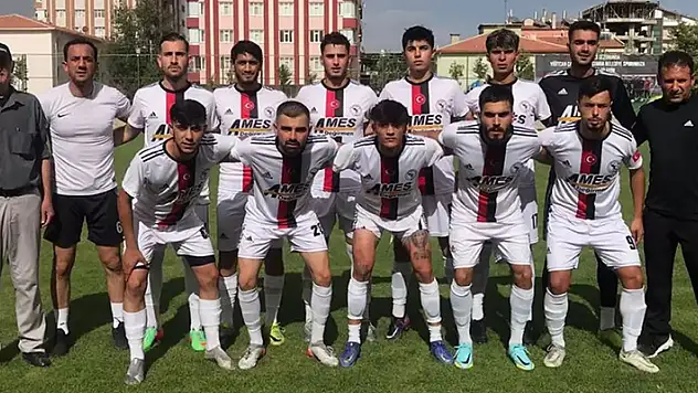 Meram Kara Kartallar galibiyete kenetlendi