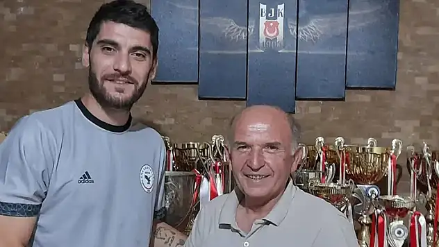 Meram Kara Kartallar'da ayrılık