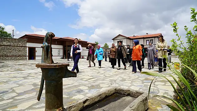 Meram, Konya protokolünün eşlerini ağırladı 