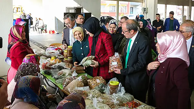 Meram köylerinin doğal ürünleri Melikşah Pazarında