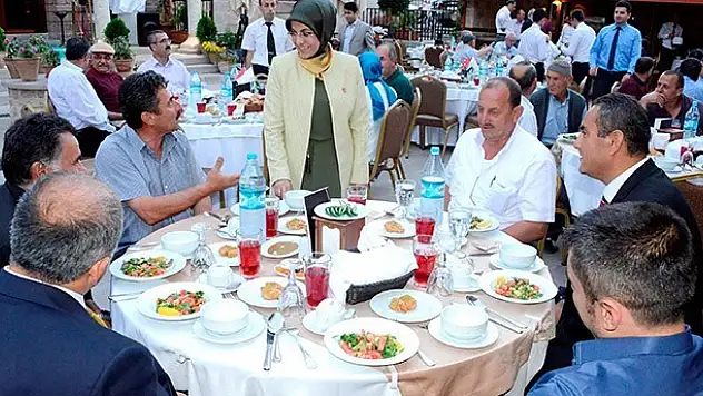 Meram muhtarları iftarda buluştu