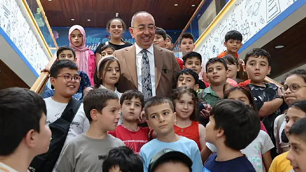 Meram Yaz Okulu hem çocukların hem de ailelerin yüzünü güldürüyor