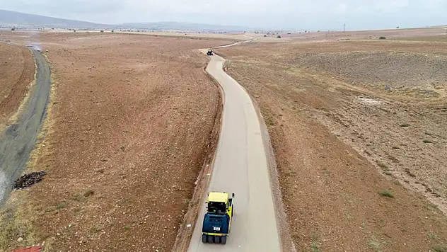 Meram'da altyapı ve asfalt çalışmaları hızla sürüyor
