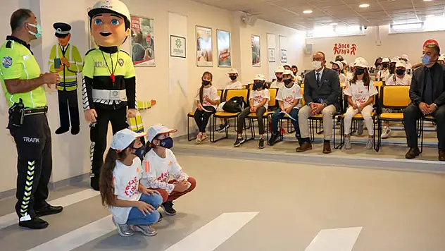 Meram'da 'telafide ben de varım' programları başladı
