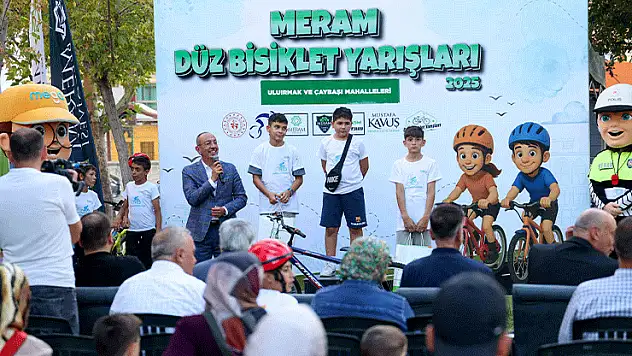 Meramlı çocuklar bisiklet yarışlarında ter döktü