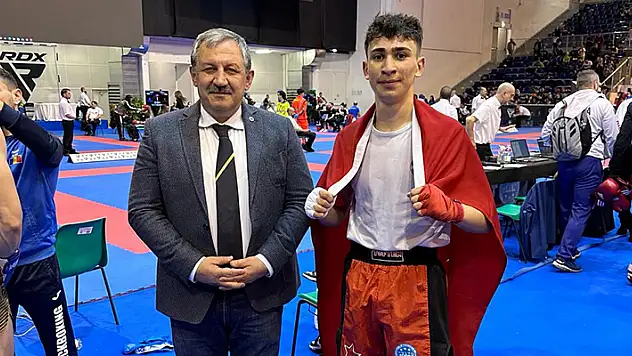 Meramlı Emircan dünya şampiyonu