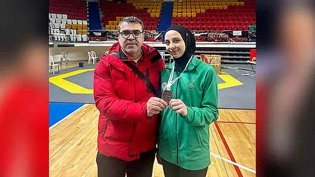 Meramlı sporcu, Türkiye üçüncüsü oldu