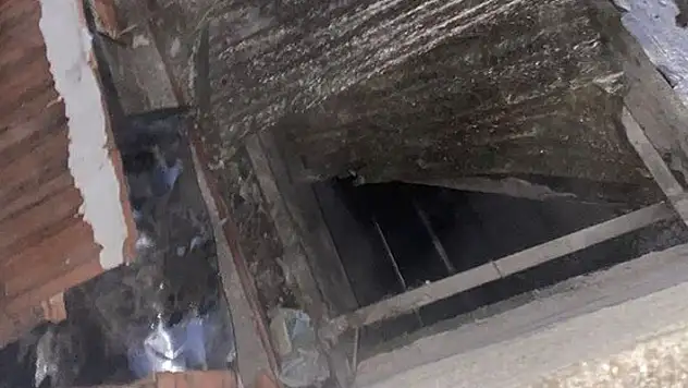 Merdiven boşluğuna düşen çocuk hayatını kaybetti
