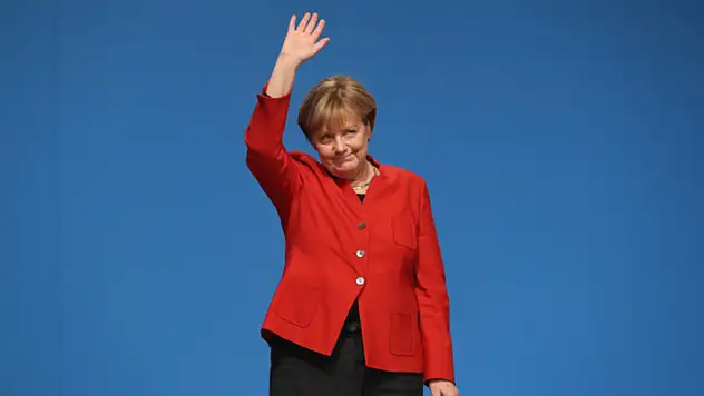 Merkel 16 Ekim'de Türkiye'ye geliyor
