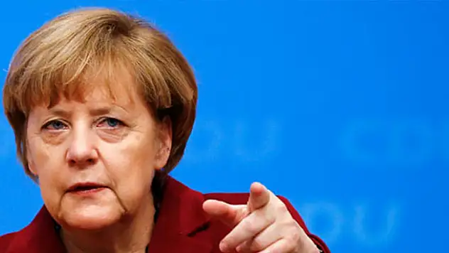 Merkel yine Türkiye'ye geliyor