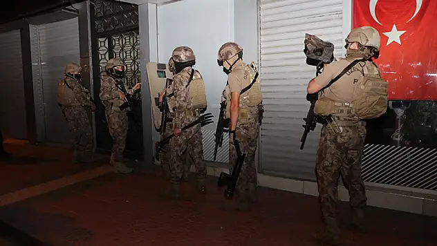 Mersin'de DEAŞ operasyonu: 9 gözaltı
